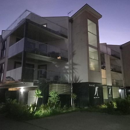 Apartments In Phillip Island Towers - Block C 카우즈 외부 사진